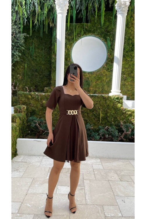 3712-KAHVERENGİ GOLD KEMER DETAYLI ELBİSE