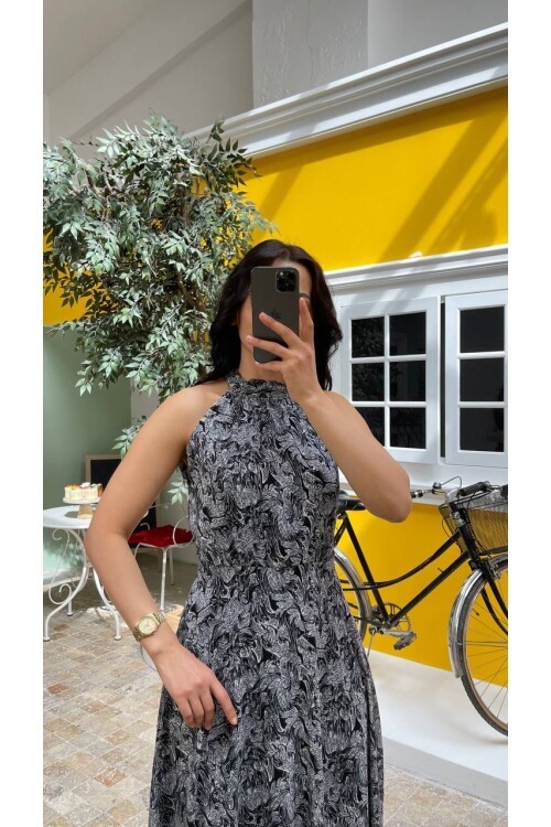 3727-SİYAH ÇİÇEKLİ SIFIR KOL ELBİSE