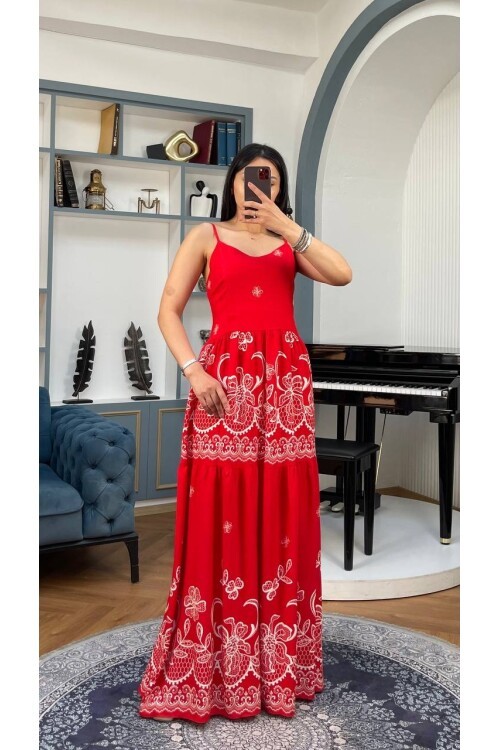 3762-KIRMIZI ALTI SULU ÇİÇEK DESEN SIFIR KOL ELBİSE