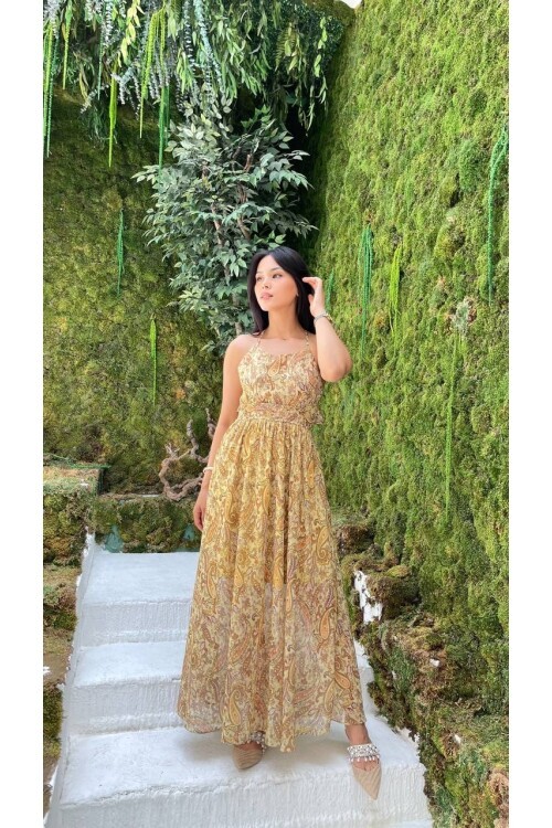 3790-SARI ÇİÇEK DESEN SIRTI AÇIK FIFIRLI ELBİSE