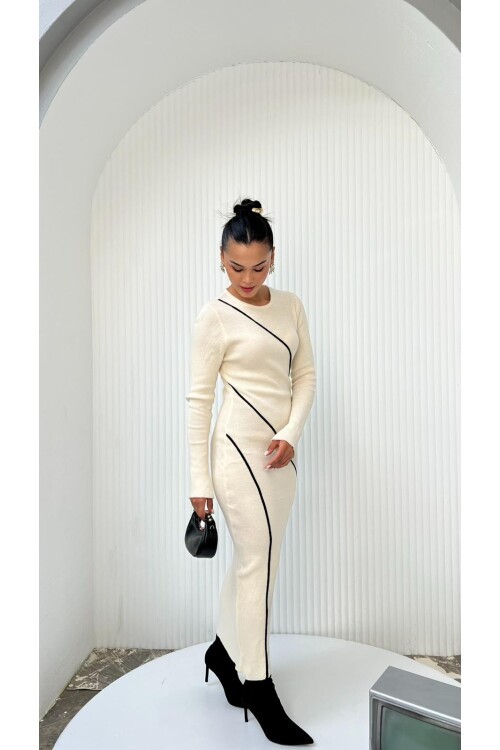 900- BEYAZ ÇİZGİ BİYE  DETAY TRİKO ELBİSE