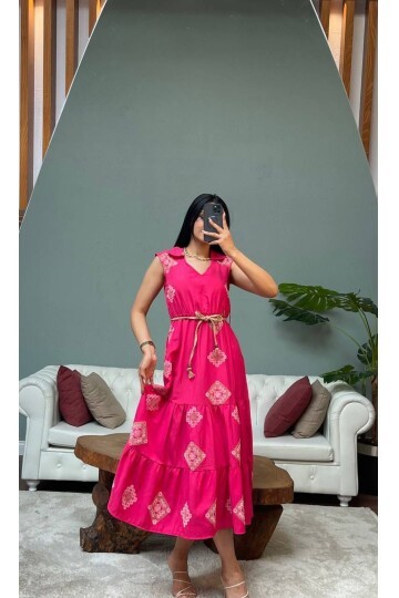 3159-PEMBE KETEN PUF DESENLİ BRODELİ ELBİSE