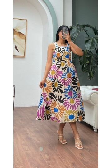 3162-BEJ ASKILI POPLİN KUMAŞ ÇİÇEKLİ ELBİSE