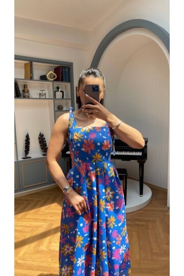 3557-SAKS ÇİÇEKLİ KARE YAKA ELBİSE